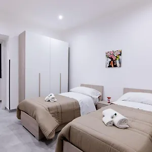  Apartamento Kemonia Charme House Italia